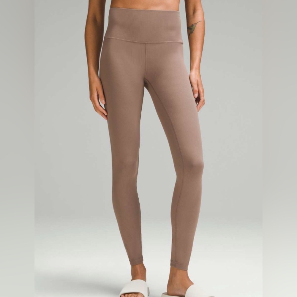 NWOT Lululemon Wunder Train High-Rise Ribbed Tight 28"
